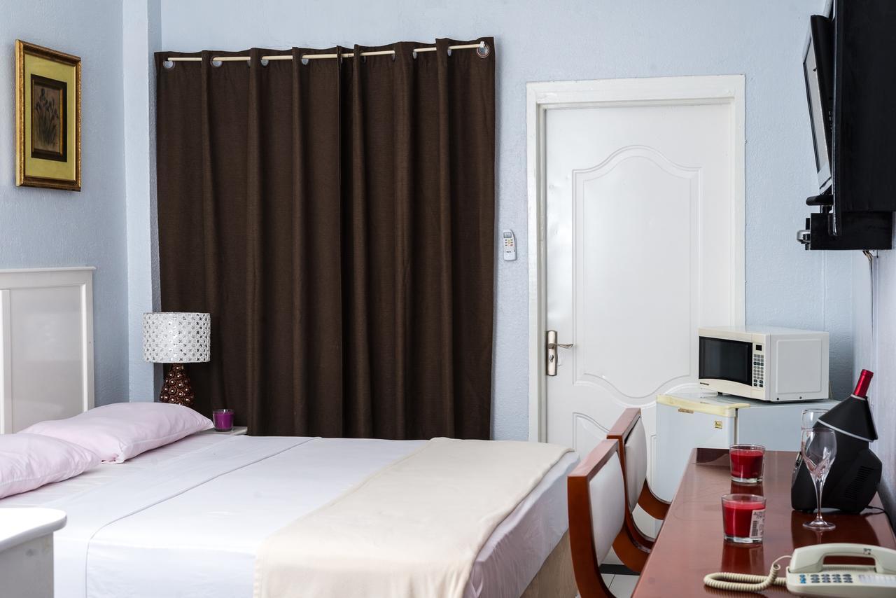 Status Hotel Τζώρτζταουν Εξωτερικό φωτογραφία